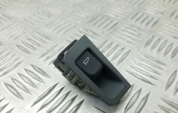 Audi A6 S6 C7 4G Tailgate opening switch 4G2959830 4H0959831A