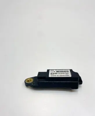 Mercedes-Benz SL R230 Airbag deployment crash/impact sensor 2208204426 A2208204426