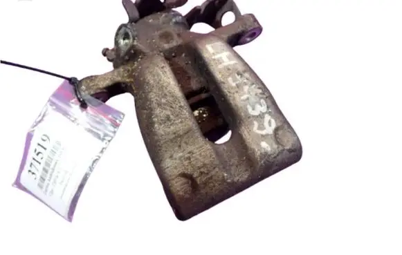 Opel Zafira A Rear brake caliper