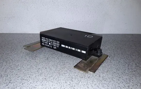 BMW 5 E39 Cruise control unit/module 65718369062 8369062
