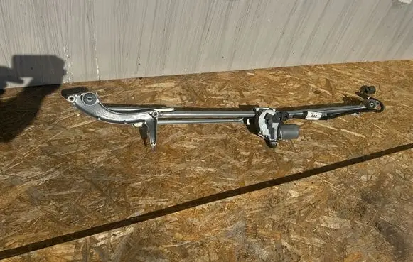 Ford C-MAX II Front wiper linkage and motor AV6T17K636