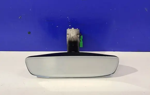 Rear view mirror (interior)