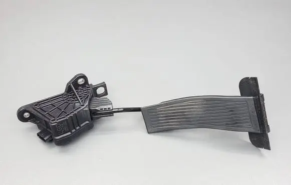 Honda Accord Accelerator throttle pedal 1988007730 06K25C0044
