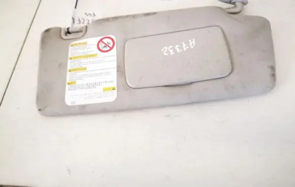 Subaru Legacy Sun visor