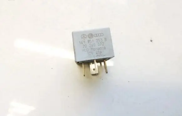 Skoda Octavia Mk1 (1U) Other relay 141951253b
