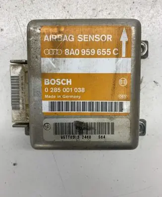 Audi A6 S6 C4 4A Airbag control unit/module 8A0959655C 0285001038