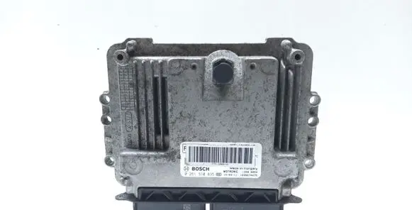 Ford Courier Engine control unit/module 0261S10835 ET7112A650LD 13480054