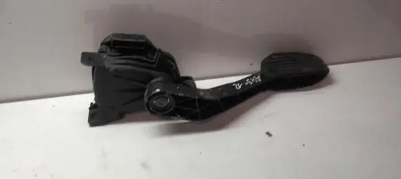 Volvo S60 Accelerator throttle pedal 30636006