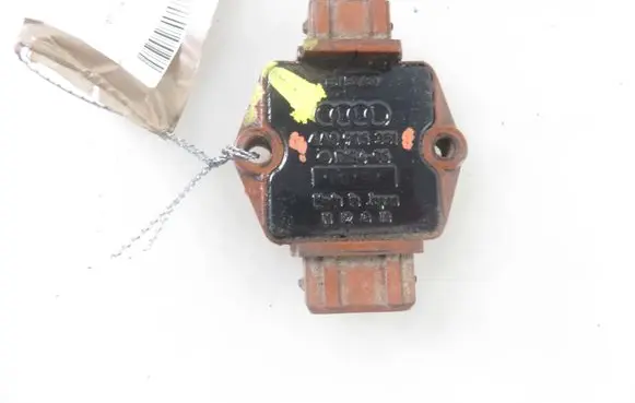 Audi A4 S4 B5 8D Combustion control unit/module 4A0905351