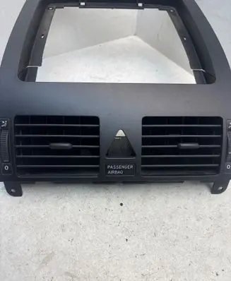 Dash center air vent grill