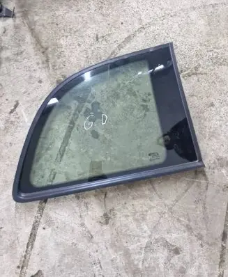 Opel Zafira A Rear side window 43R007022 DOT36AS2M129