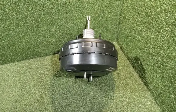 Renault Master III Brake booster 472107603R
