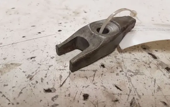 Opel Astra J Fuel Injector clamp holder