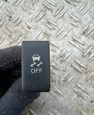 Traction control (ASR) switch