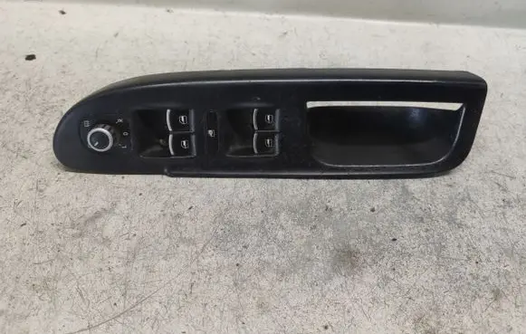 Volkswagen PASSAT B6 Electric window control switch