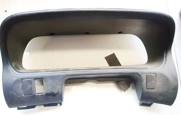 Nissan Terrano Dashboard trim 682400F000