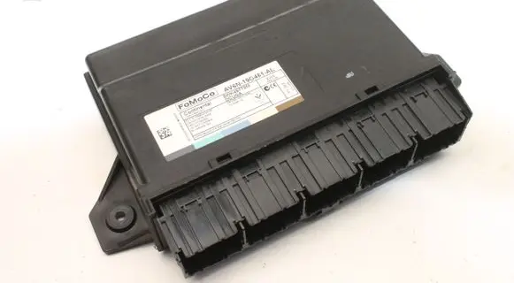 Ford Focus Central body control module AV6N19G481AL