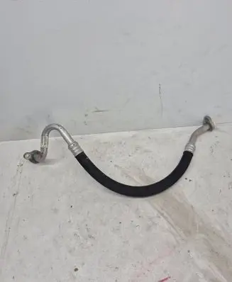 Volvo XC40 Air conditioning (A/C) pipe/hose 31694876