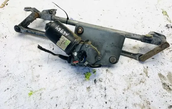 Renault Espace II Front wiper linkage and motor