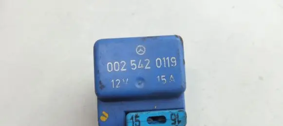 Mercedes-Benz E W124 Other relay 0025420119 899889000