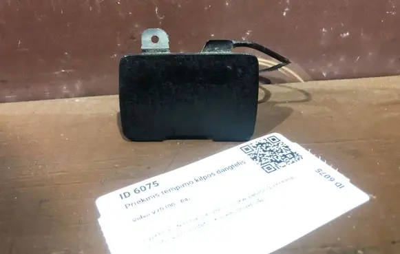 Volvo V70 Front tow hook cap/cover 9190320