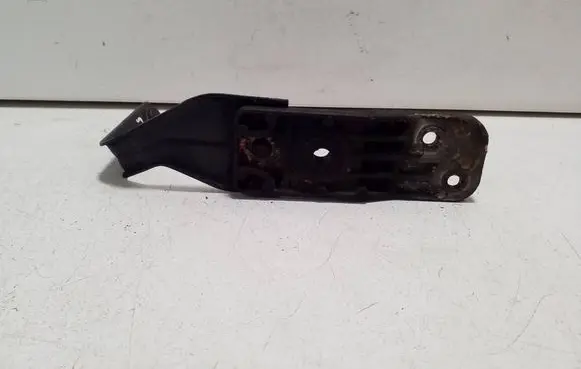 Chevrolet Orlando Radiator mount bracket 13304695
