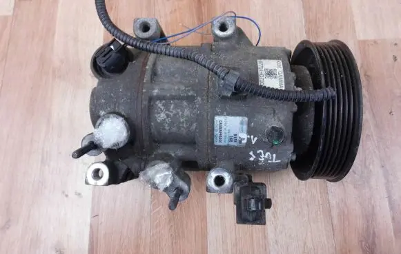 Hyundai Tucson TL Air conditioning (A/C) compressor (pump) 97701D7300 CA500NFFAA04