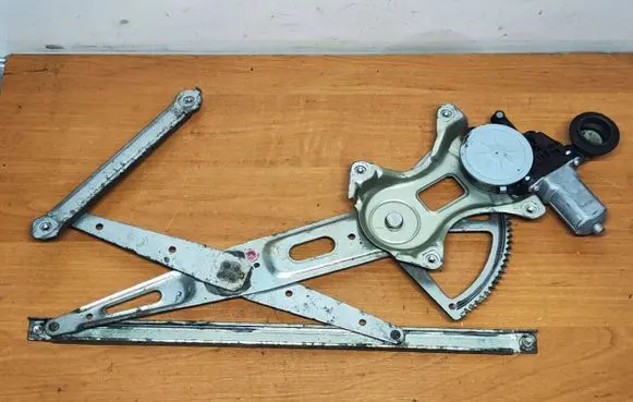 Toyota Prius (XW20) Rear door window regulator with motor 8571035180