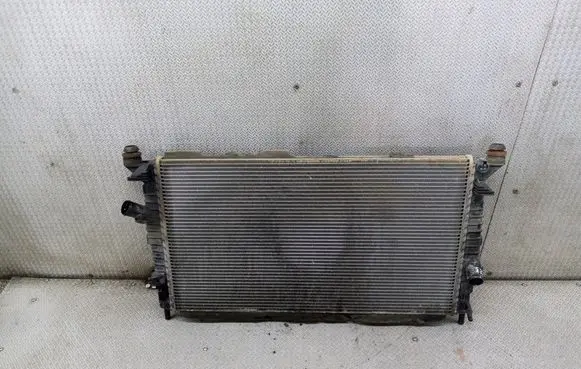 Ford C-MAX I Coolant radiator