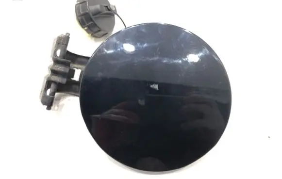 Mitsubishi Lancer VIII Fuel tank cap