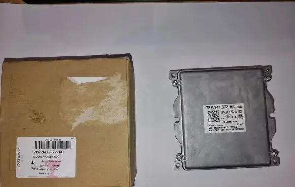 Audi Q2 - Headlight/headlamp 7PP941572AC