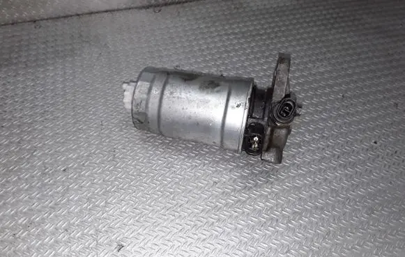 Opel Omega B2 Fuel filter bracket/mount holder 90467415
