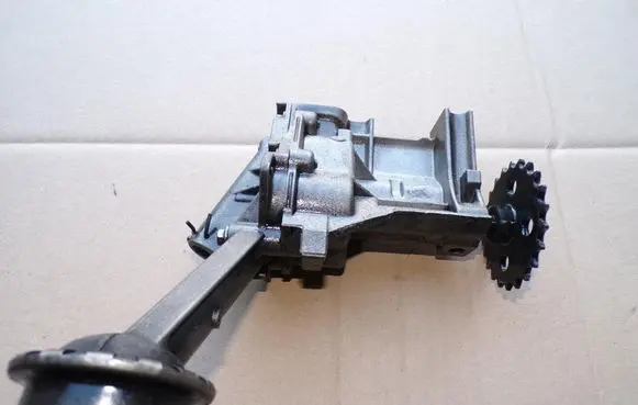 Renault Kangoo II Oil pump 7700600532