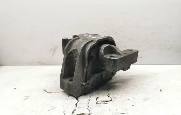 Audi A3 S3 8P Engine mount bracket 1K0199262