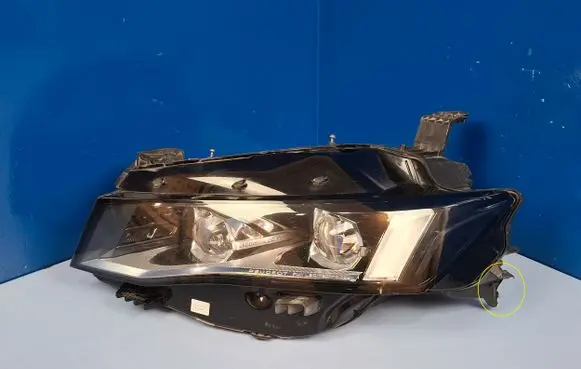 Peugeot 508 II Headlight/headlamp 9839014380 89915015