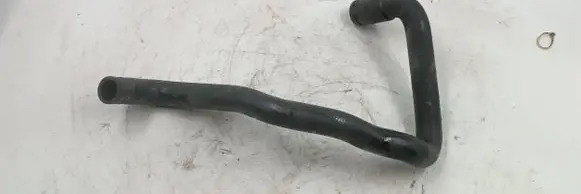 Volkswagen PASSAT B5 Engine coolant pipe/hose 8d0819371h