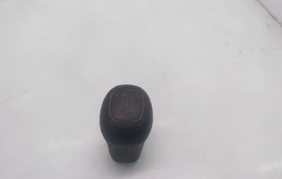 Opel Frontera B Gear lever shifter trim leather/knob
