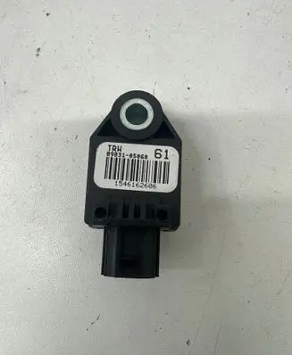 Toyota Avensis T270 Airbag deployment crash/impact sensor 8983105060 1546162606