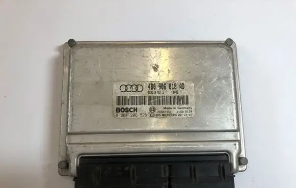 Audi A6 S6 C5 4B Engine control unit/module 4B0906018AD 0261206528