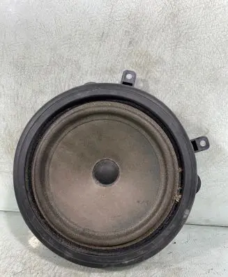 Audi A3 S3 8P Front door speaker 8p0035411