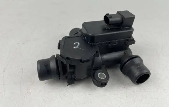 Mercedes-Benz E W213 Electric auxiliary coolant/water pump A0999068300