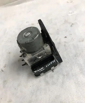 Volkswagen Tiguan ABS Pump 5Q0614517CE