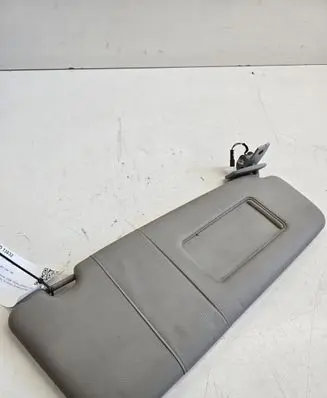 BMW 5 E60 E61 Sun visor 7066650