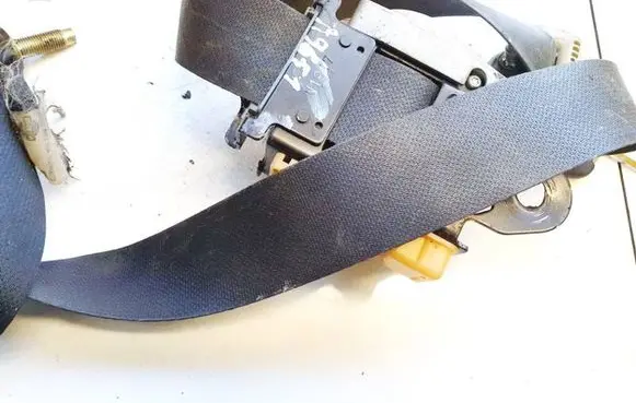 Infiniti FX Front seatbelt c9043