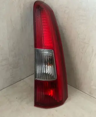 Volvo V70 Rear/tail lights 9154494