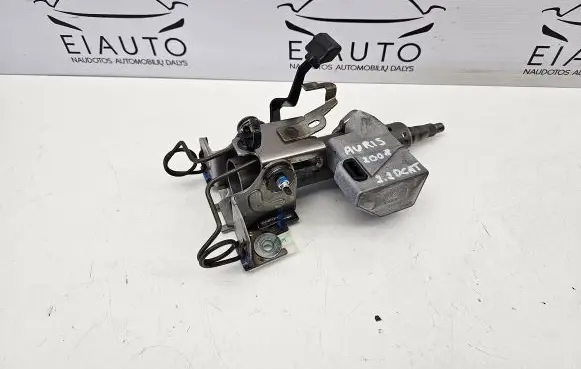 Toyota Auris 150 Steering wheel axle 45020425 899985201