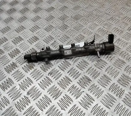 Volkswagen PASSAT B8 Fuel main line pipe 04L089G 04L130755E