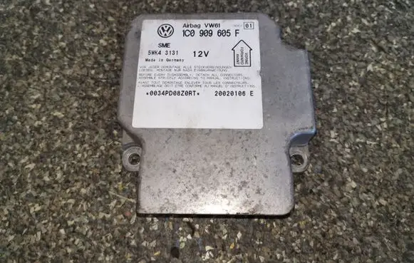 Skoda Superb B5 (3U) Airbag control unit/module 1C0909605F