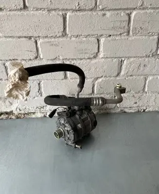 Audi A8 S8 D3 4E Air conditioning (A/C) compressor (pump) 4F0260805F