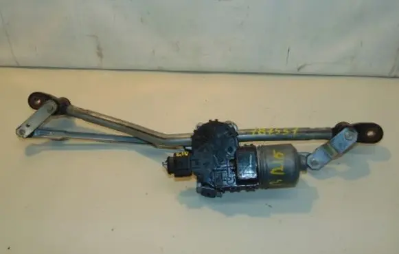 Mazda 3 I Front wiper linkage and motor BP4K6737X 4M5117508AA